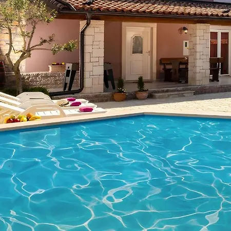 Casa Mia In Butkovici - Haus Fuer 5 Personen Semesterbostad *