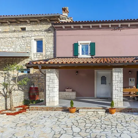 Casa Mia In Butkovici - Haus Fuer 5 Personen Svetvinčenat